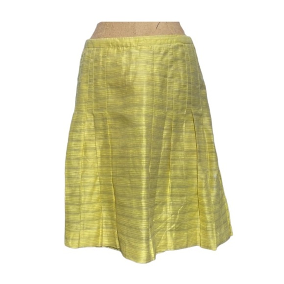 Akris Punto Striped Pleated High Waisted Knee Length Skirt - Picture 3 of 8